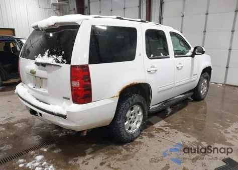 2010 Chevrolet Tahoe Lt z USA, uszkodzony, nr VIN 1GNUKBE09AR242774